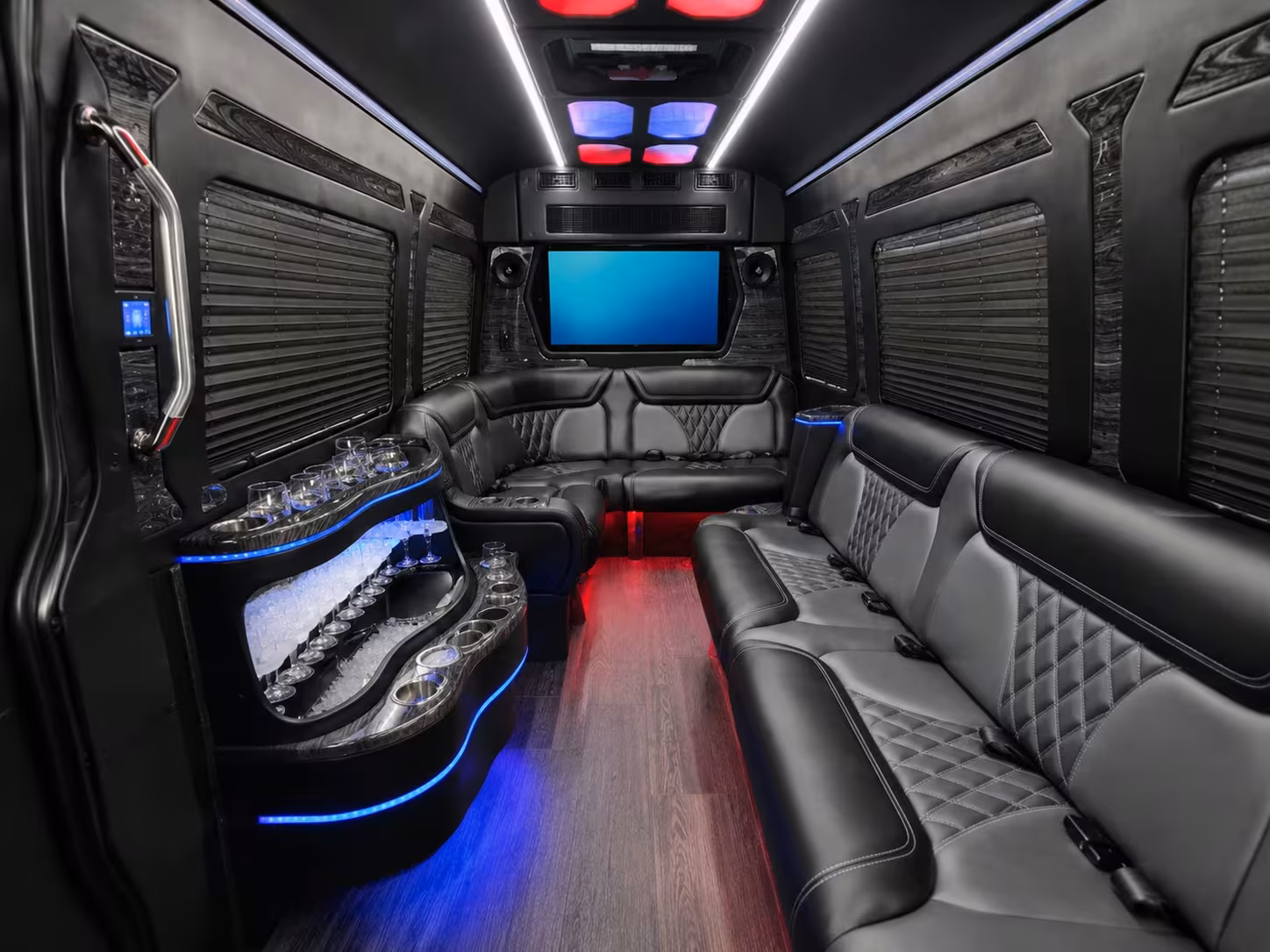 columbus construction and workforce shuttle buses for jobsites