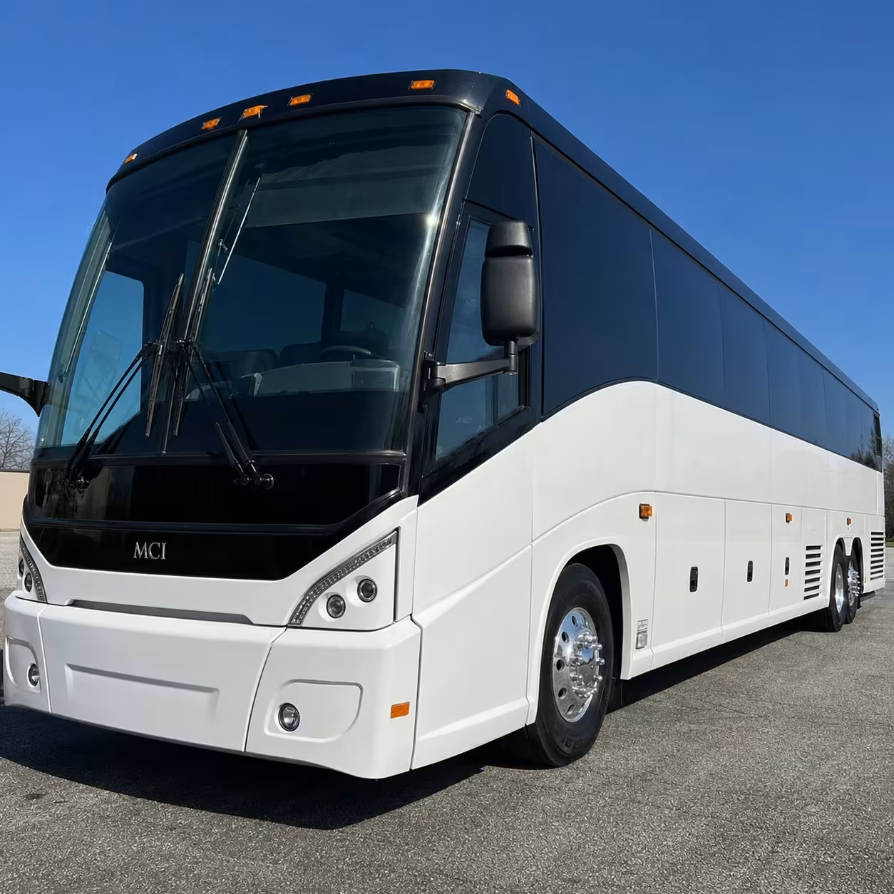 group shuttle buses to john glenn columbus international airport