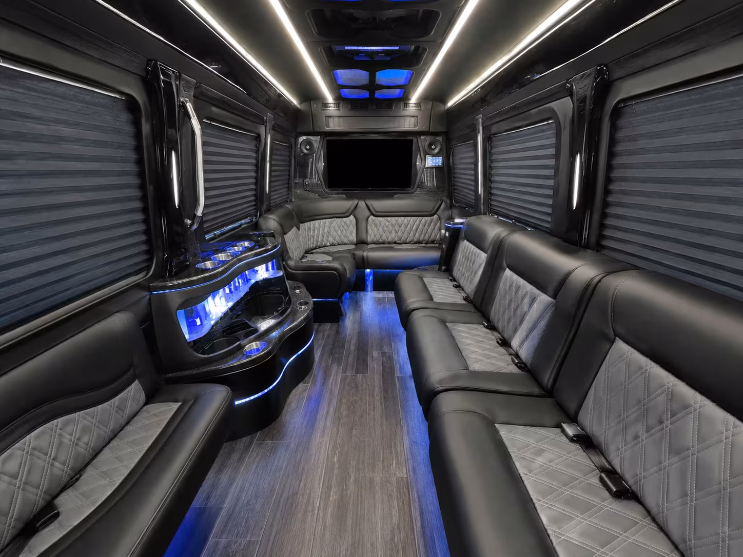 instant online quotes for long distance bus rentals in columbus